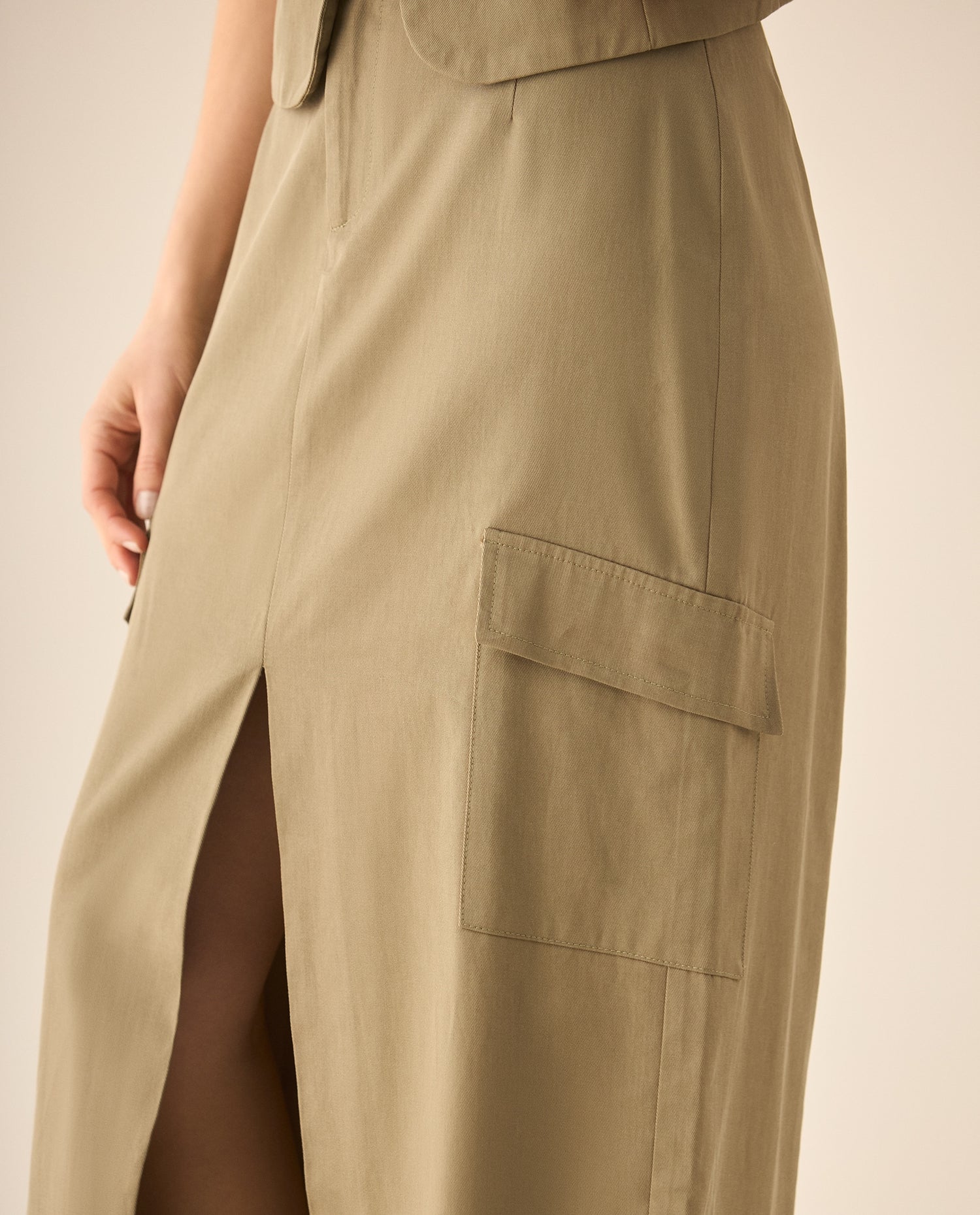 Falda larga con bolsillos tipo cargo para mujer  - Verde