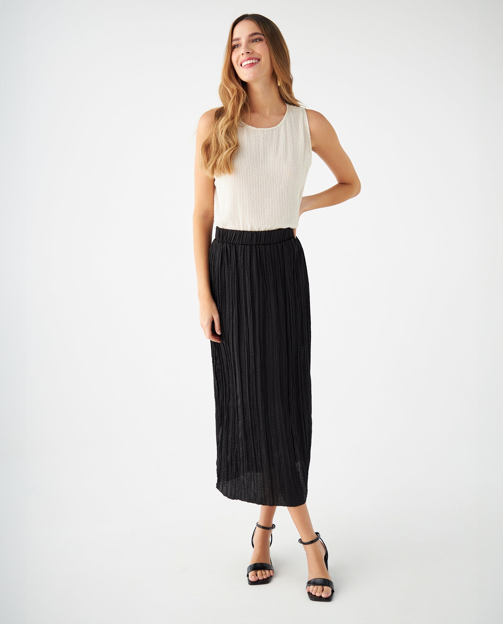Falda con efecto corrugado para mujer - Negro 34_449F005_NEG190303_5