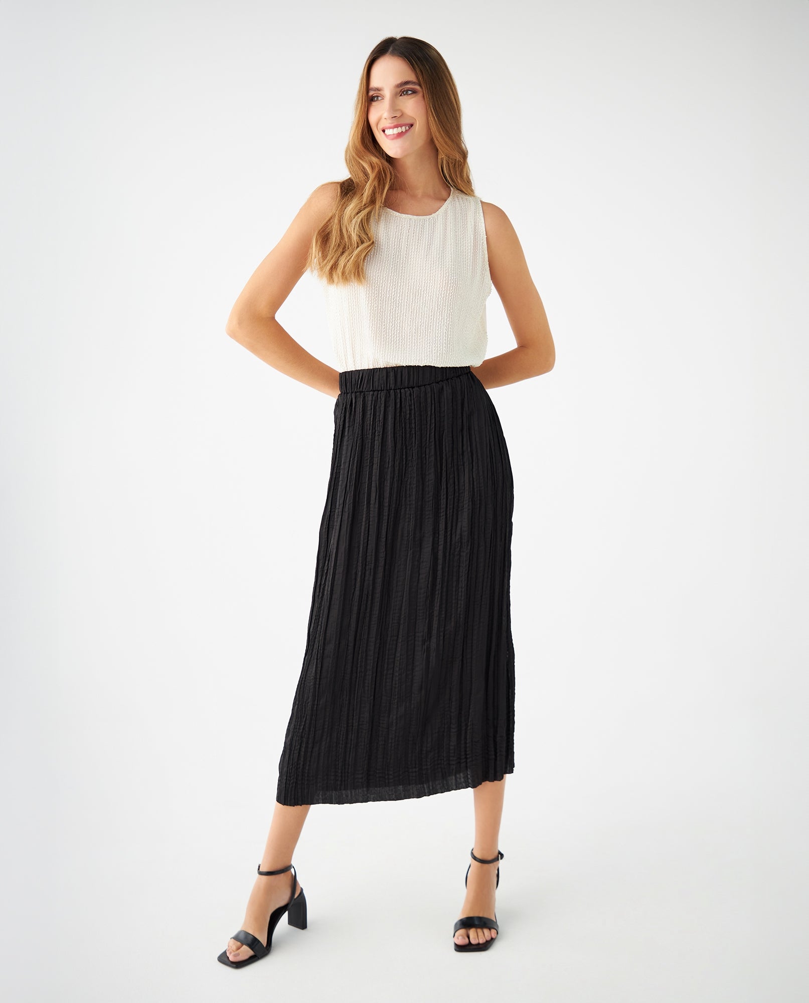 Falda con efecto corrugado para mujer - Negro 34_449F005_NEG190303_6