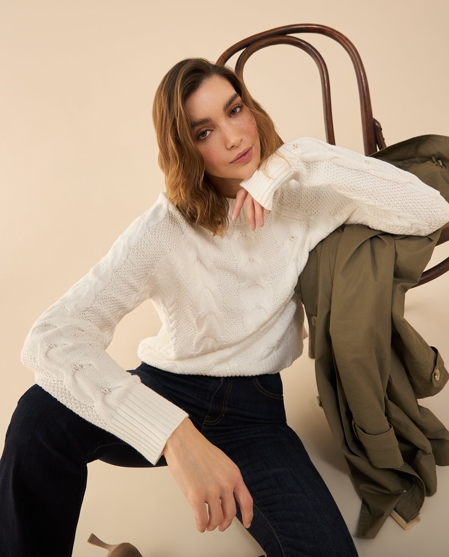 Buzo tejido de diseño cerrado para mujer - Crudo