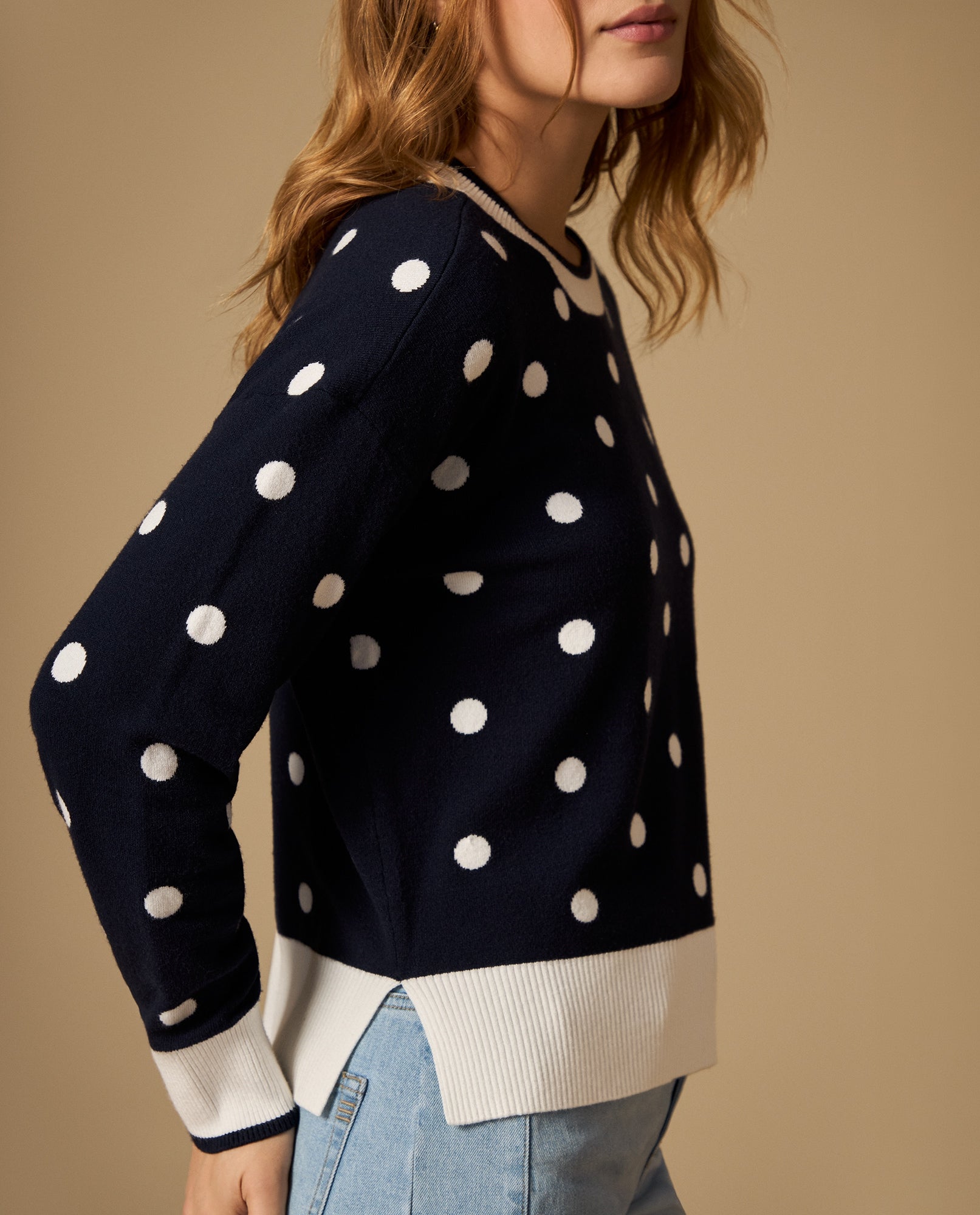 Suéter tejido cardigan con hombro caído y diseño de puntos - Azul 34_462H220_AZU174320_0