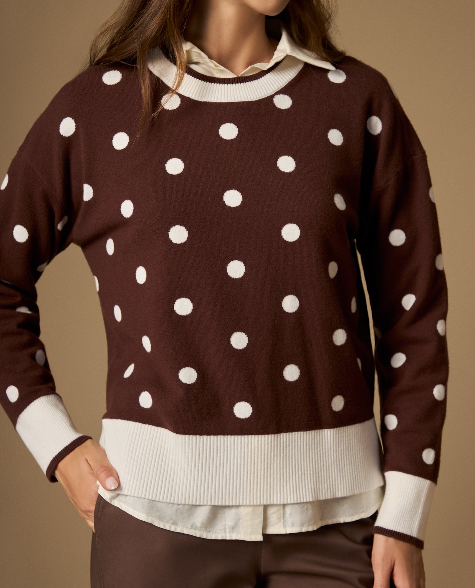 Suéter tejido cardigan con hombro caído y diseño de puntos - Café 34_462H220_CAF171009_0