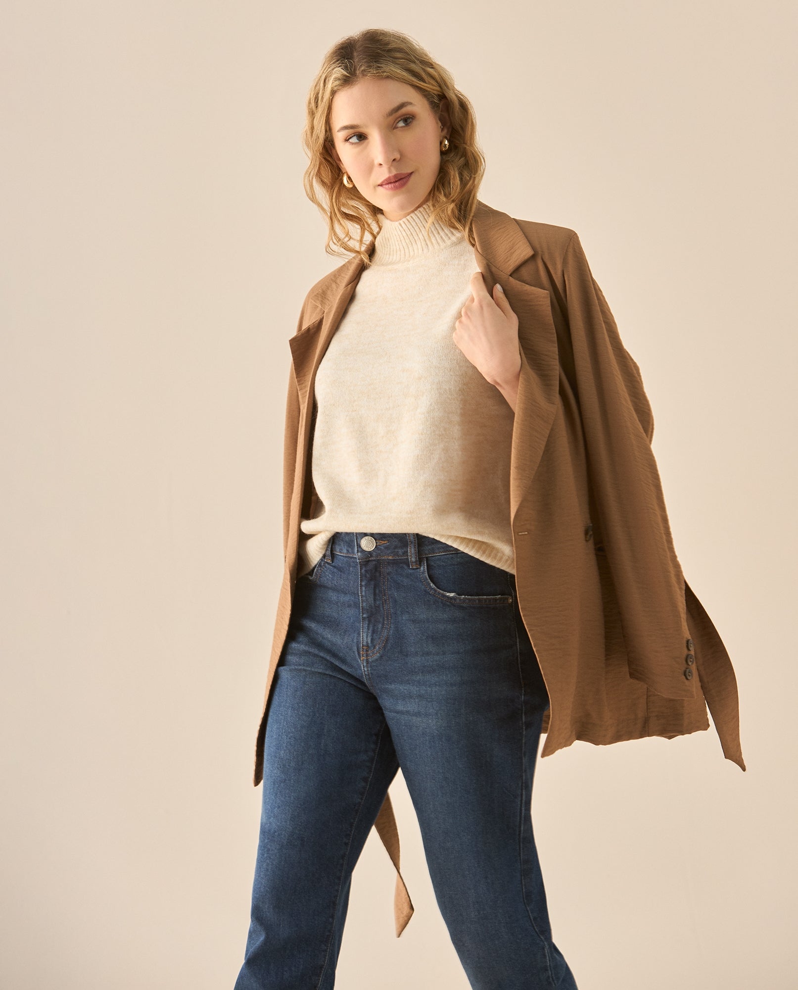 Buzo de cuello alto y textura suave para mujer  - Beige 34_463G220_BEI120813_0