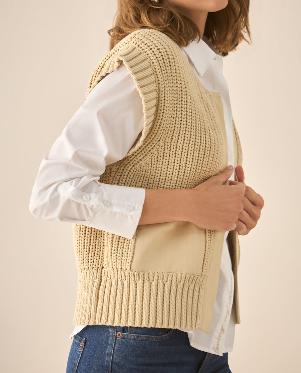 Chaleco tejido con bolsillos de frente para mujer  - Beige 34_469G200_BEI151214_4