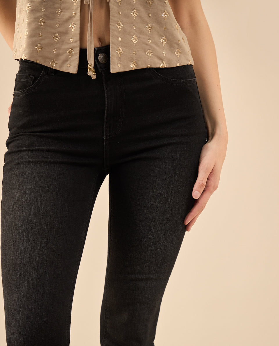 Jean Slim en black denim para mujer - Negro 34_472G008_NEG193909_6