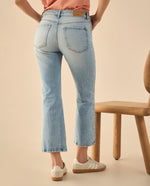 Jean Boot Cut tono claro para mujer - Azul