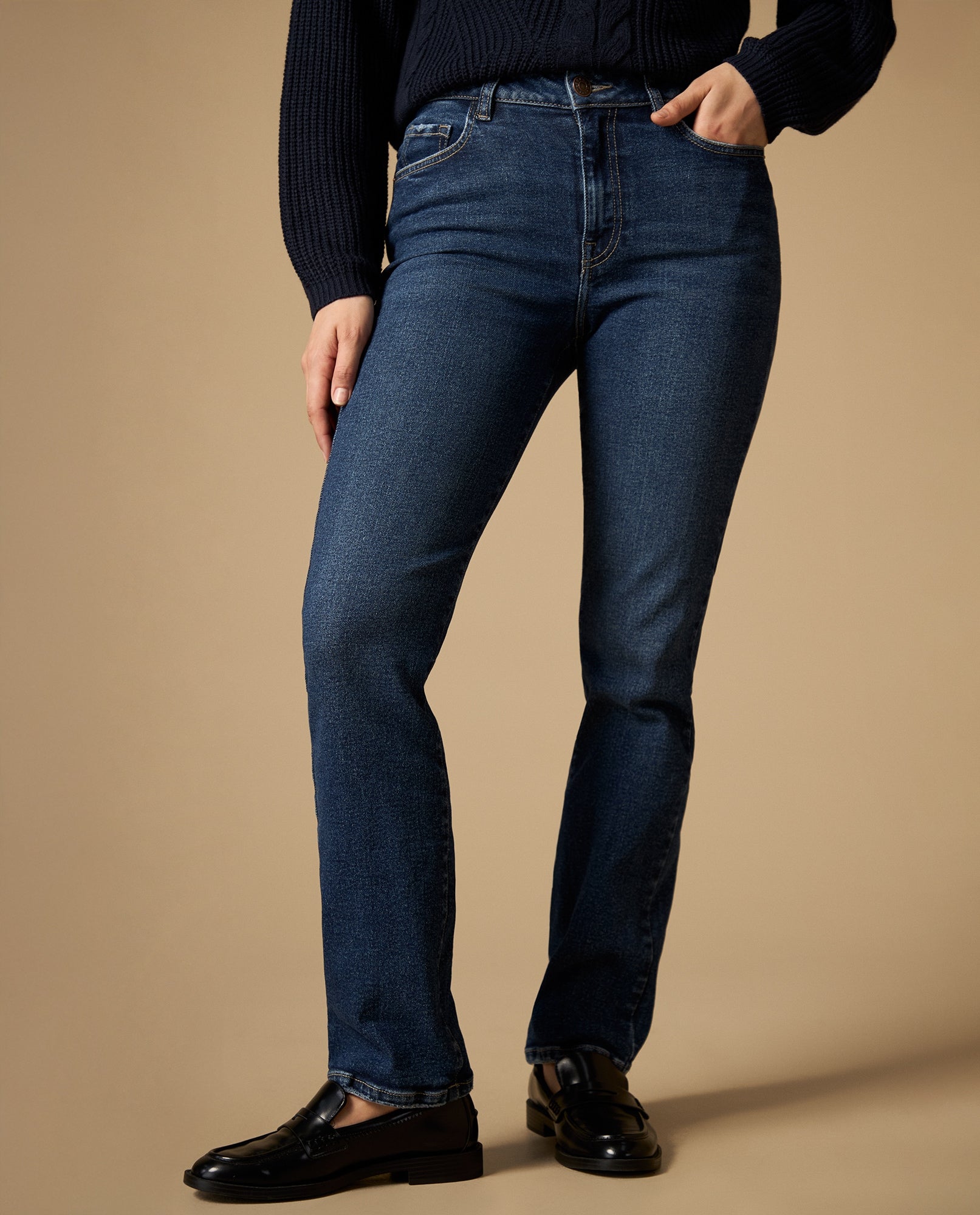 Jean straight tobillero de línea clásica - Azul 34_472H006_AZU193933_0