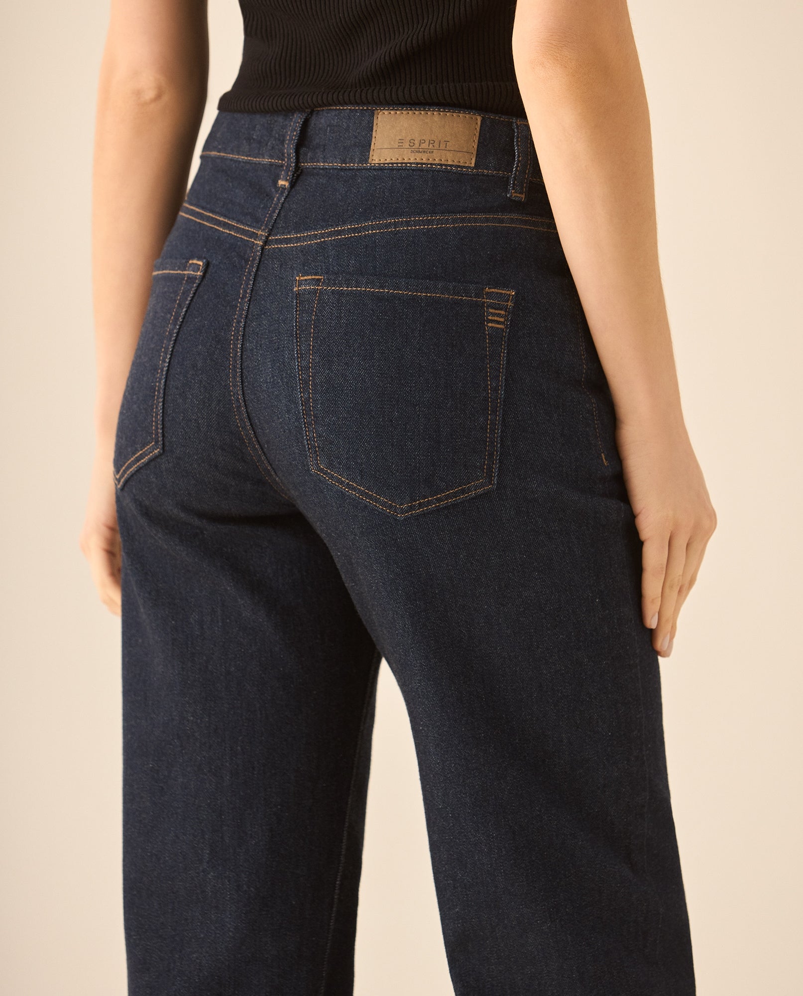 Jean Straight tono oscuro para mujer  - Azul 34_473G000_AZU193933_6