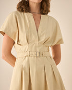 Vestido corto con tablas para mujer  - Beige