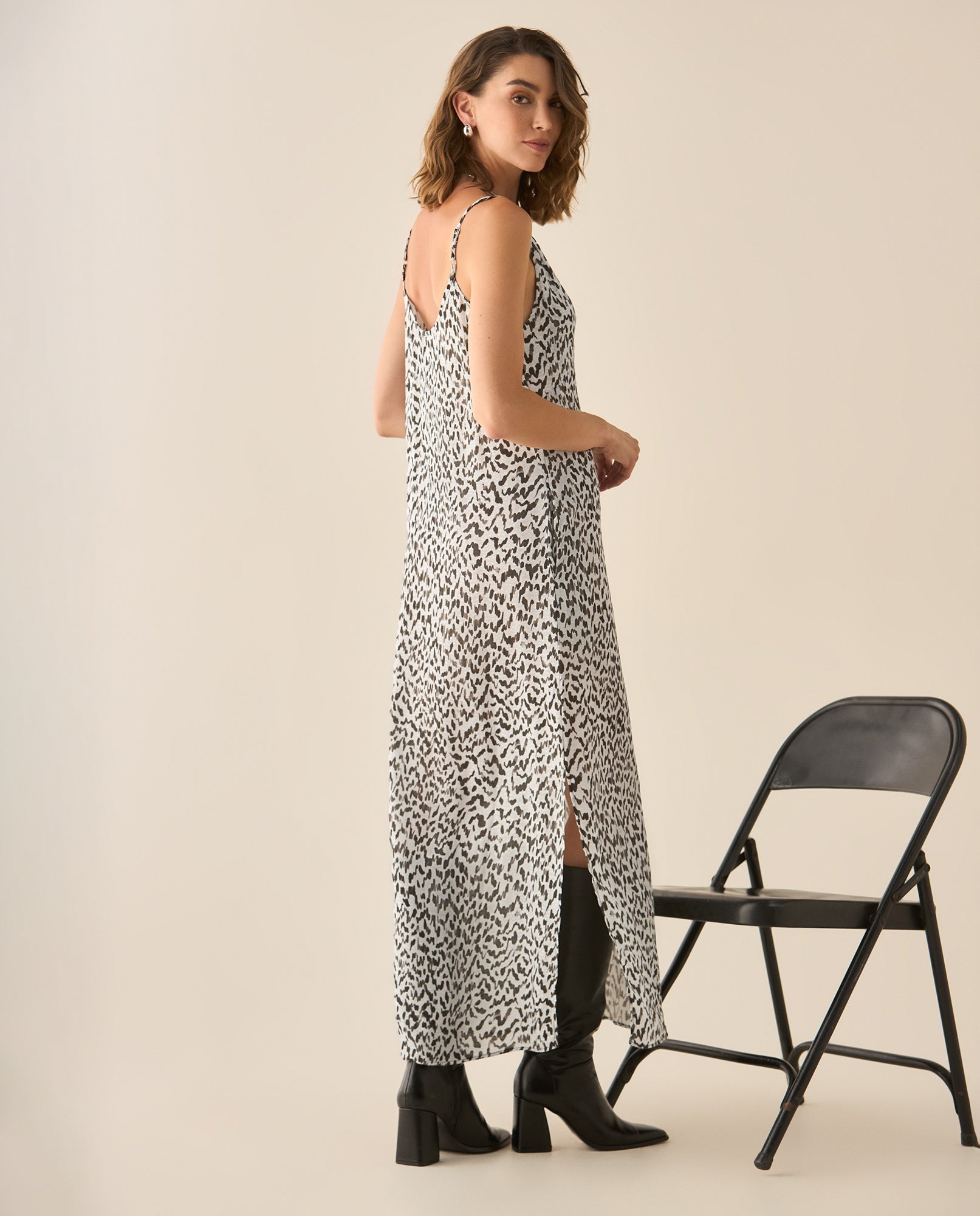 Vestido con estampado de animal print para mujer - Blanco 34_493G004_BLA110700_6