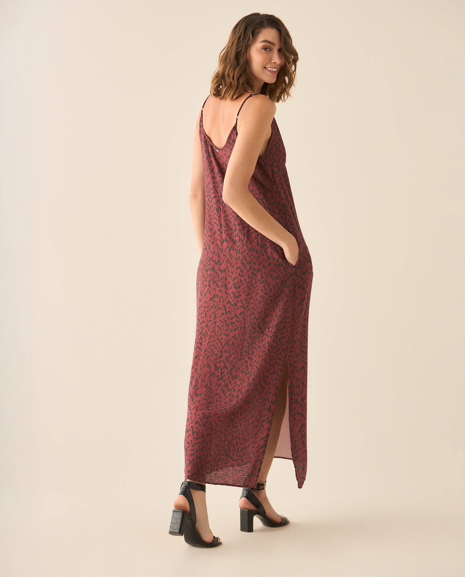 Vestido con estampado de animal print para mujer - Rojo 34_493G004_ROJ191531_5