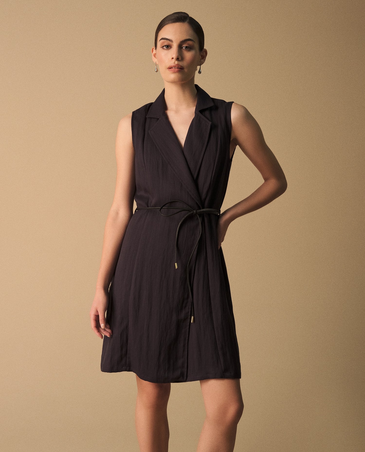 Vestido Wrap Azul Marino con Cinturón Dorado - Azul