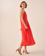 Vestido Midi Rojo con Pliegues Estructurados - Rojo