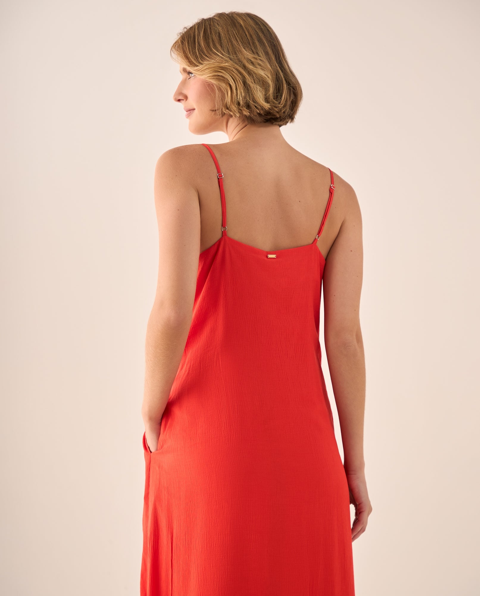 Vestido Midi Rojo con Pliegues Estructurados - Rojo 34_499G006_ROJ181551_6