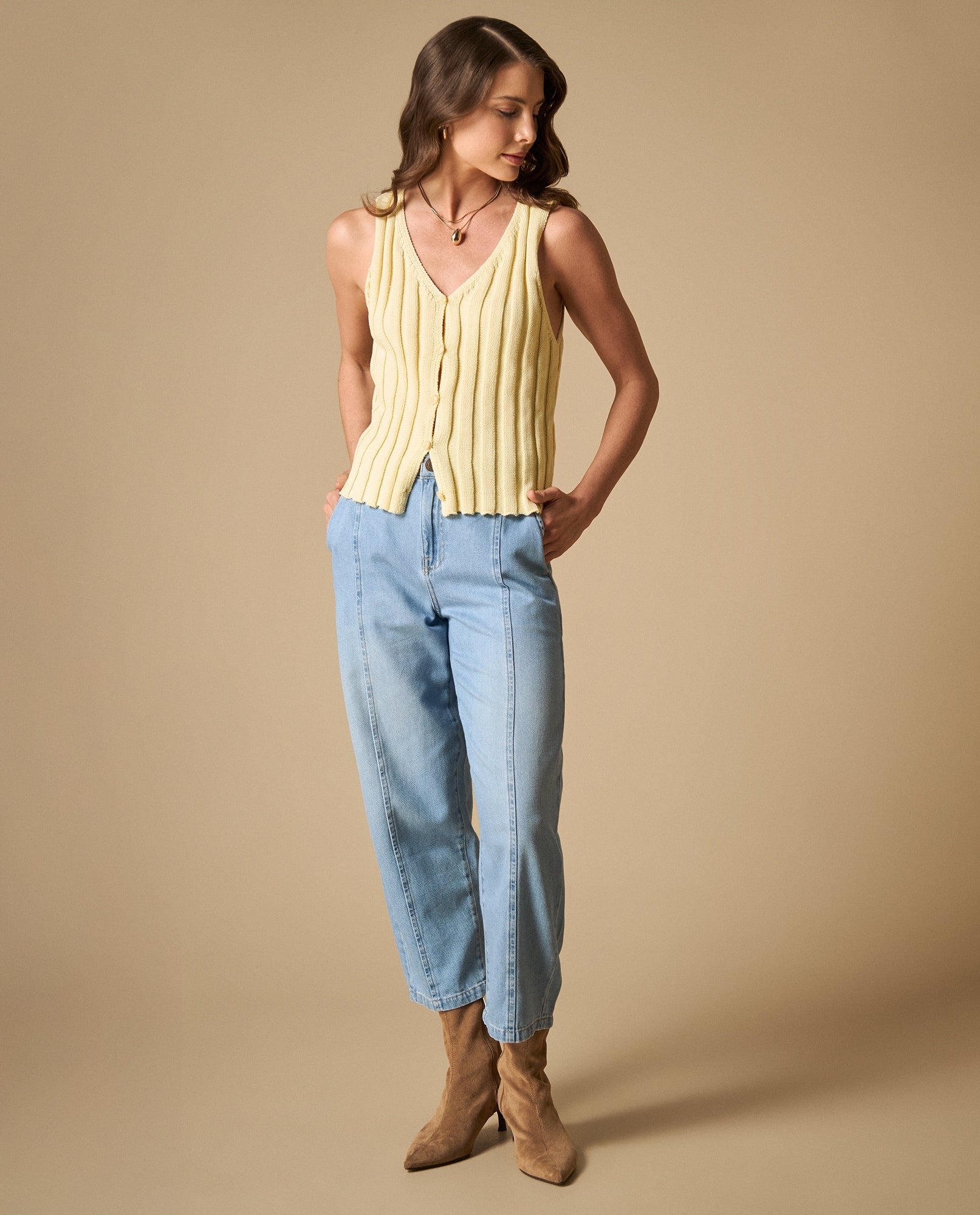 Camiseta tejida con bordado cuello redondo - Amarillo 34_601H208_AMA130822_5