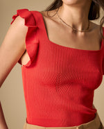 Camiseta tejida con volantes en hombros y textura acanalada - Rojo