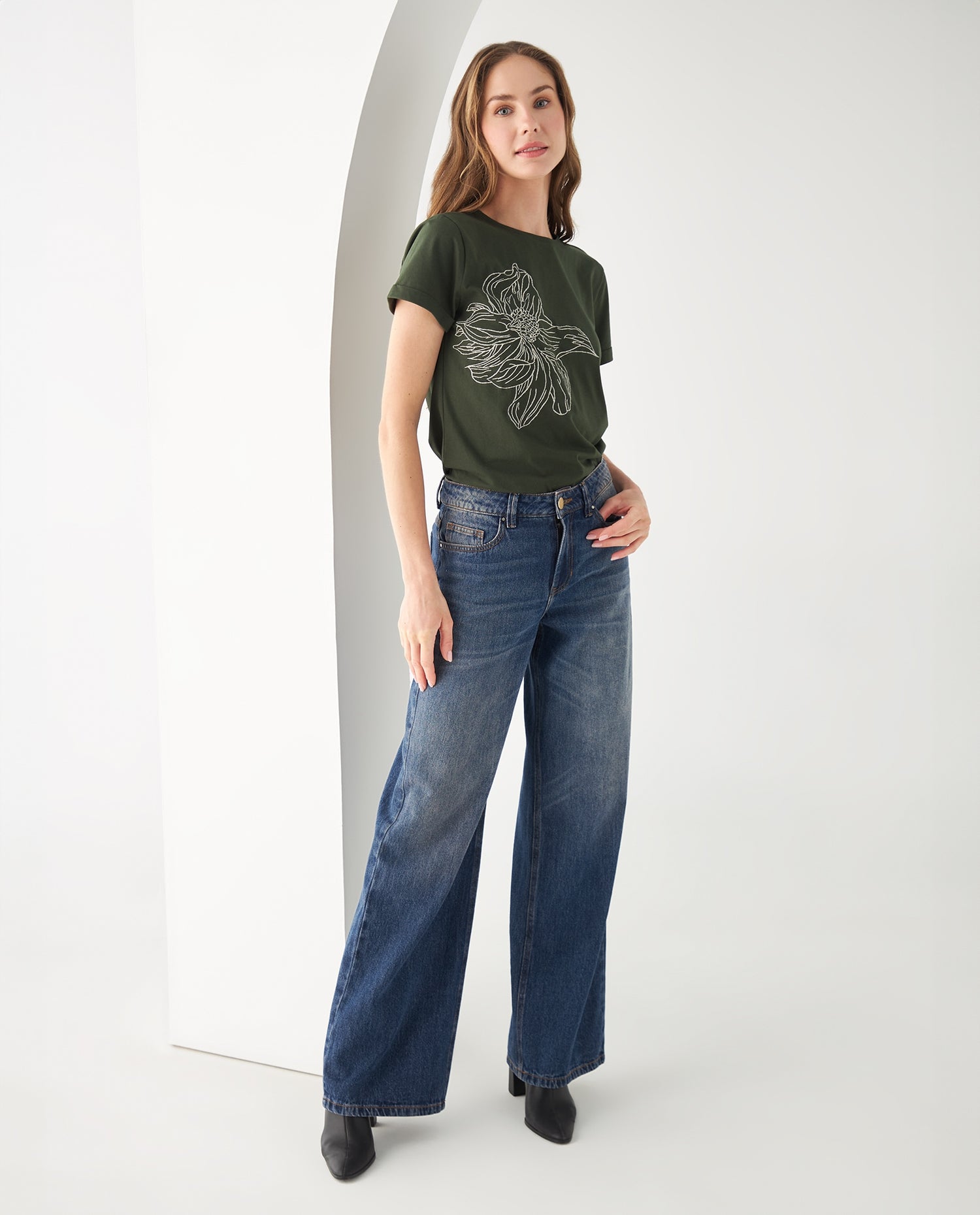 Camiseta con bordado en frente para mujer - Verde