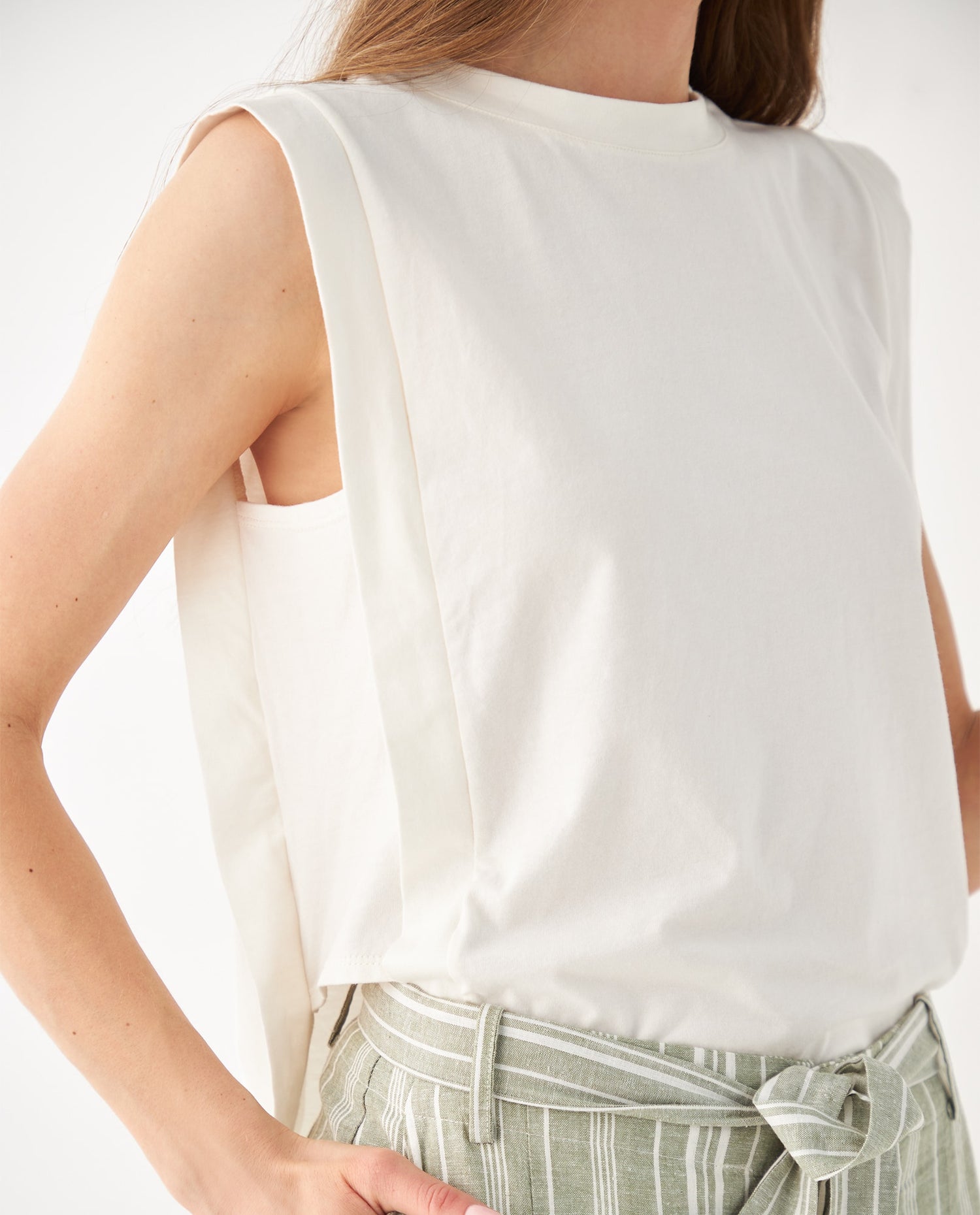 Camiseta manga sisa para mujer - Crudo