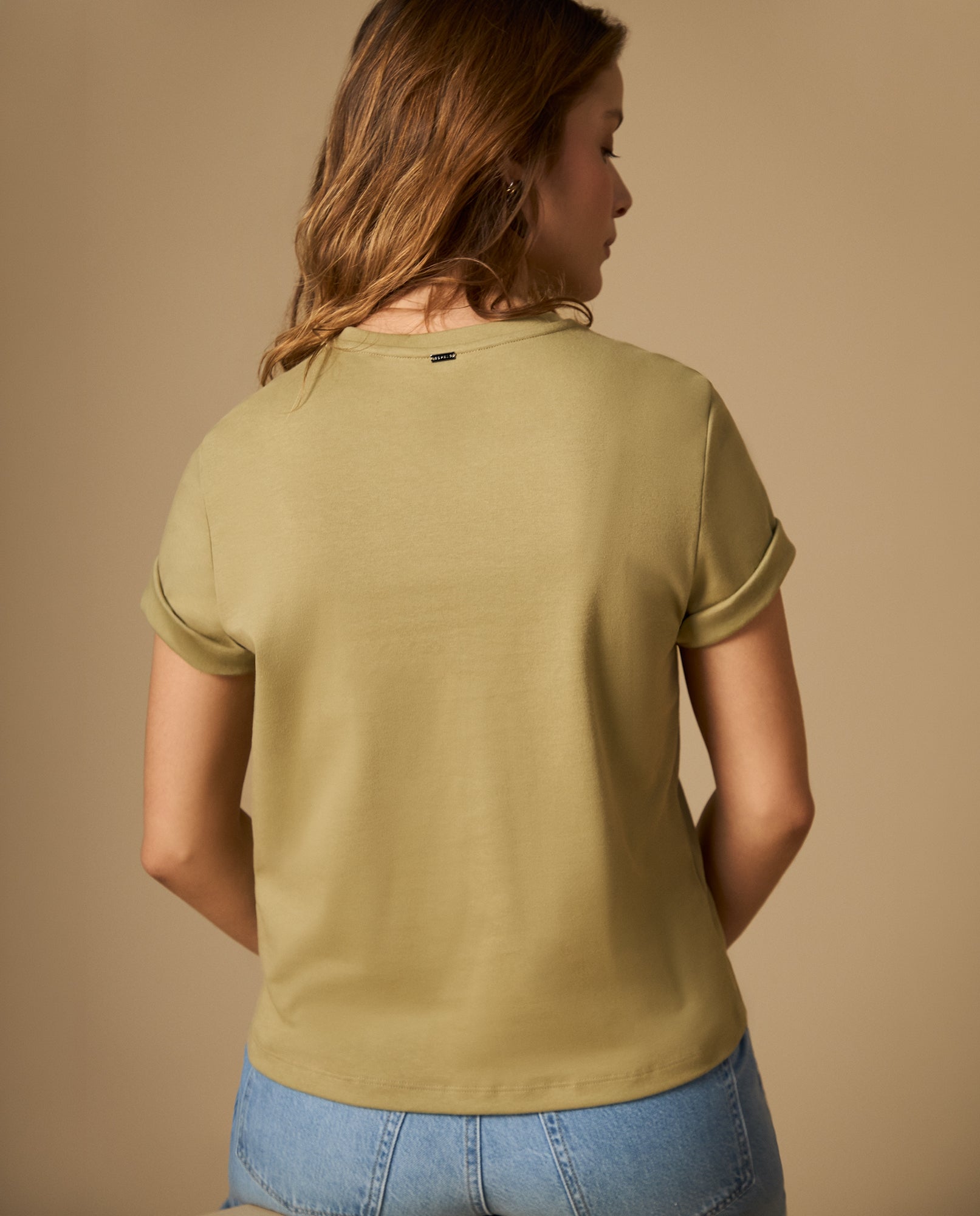 Camiseta manga corta con bordado floral - Verde 34_602H024_VER144505_4