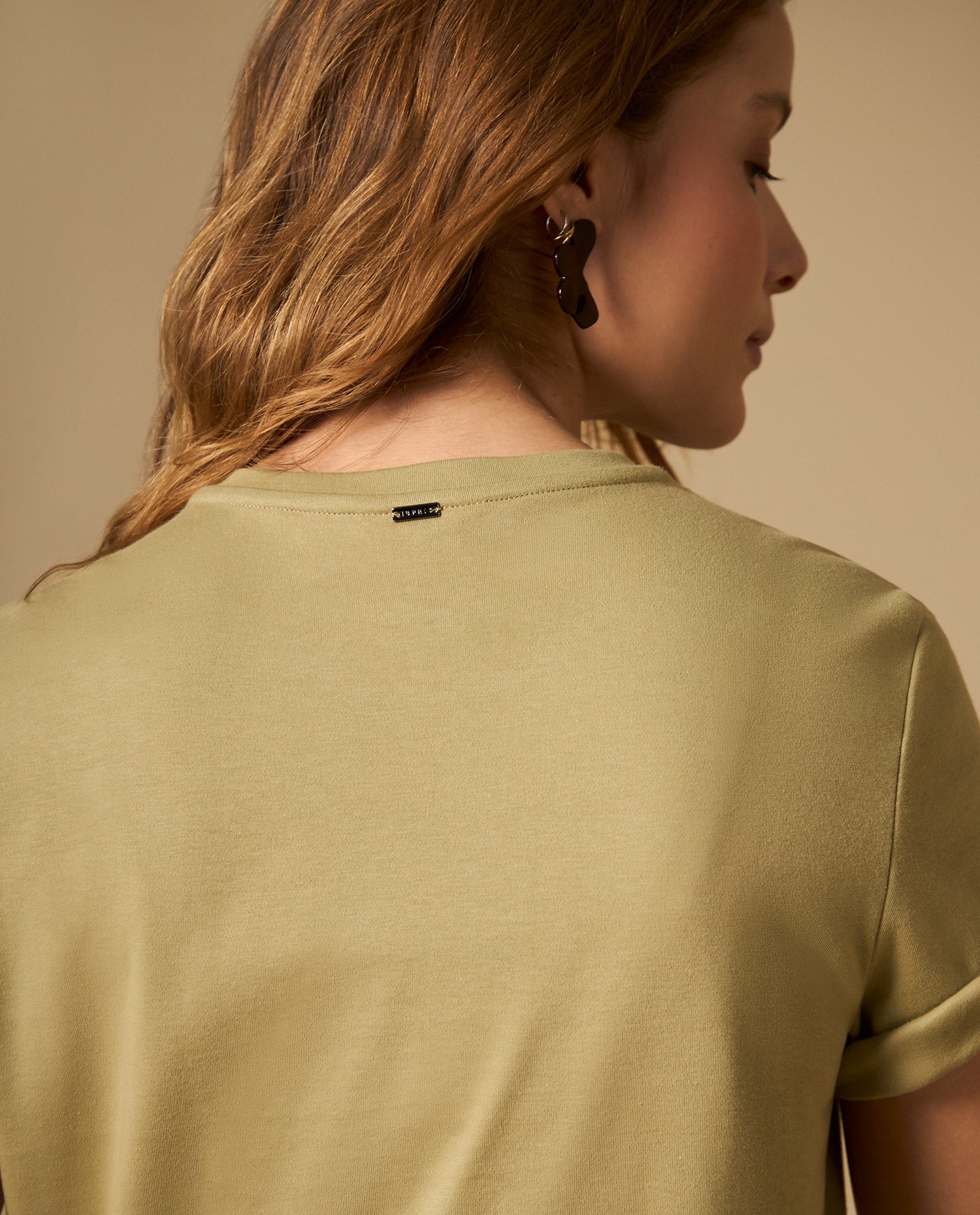 Camiseta manga corta con bordado floral - Verde