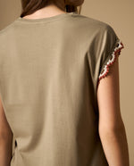 Camiseta manga corta con detalle tejido en bordes - Verde