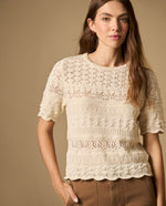 Camiseta tejida cuello asimétrico con textura - Crudo