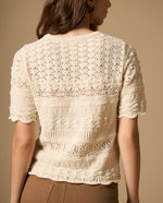 Camiseta tejida cuello asimétrico con textura - Crudo
