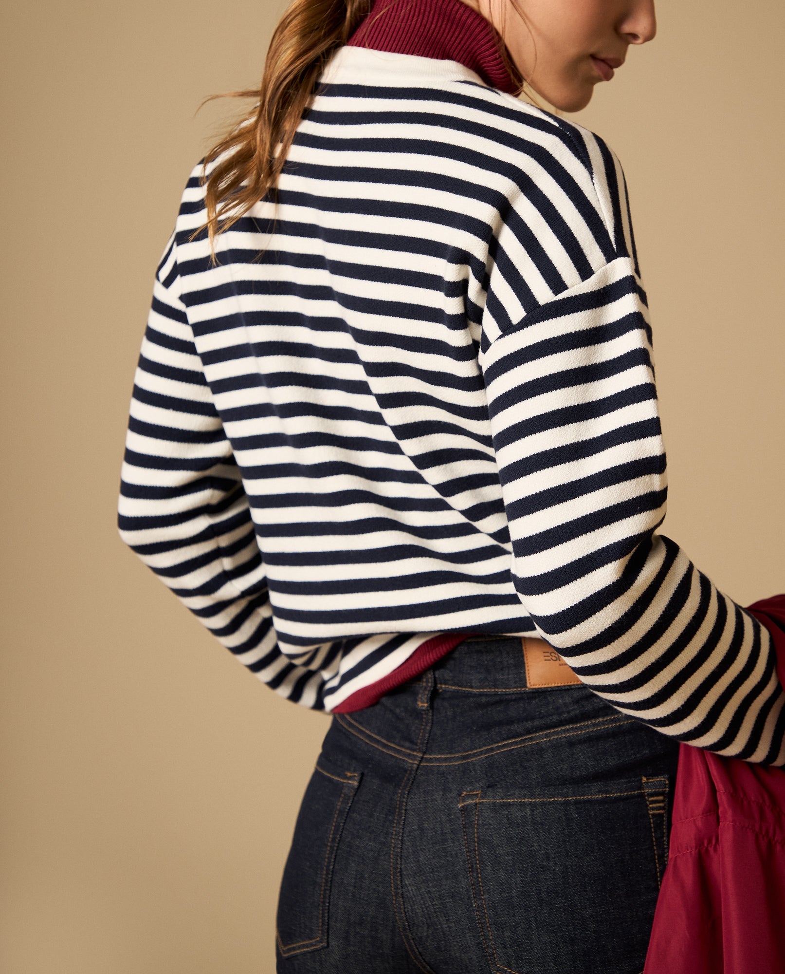 Camiseta manga larga a rayas con lettering bordado - Crudo 34_602H216_CRU114201_4