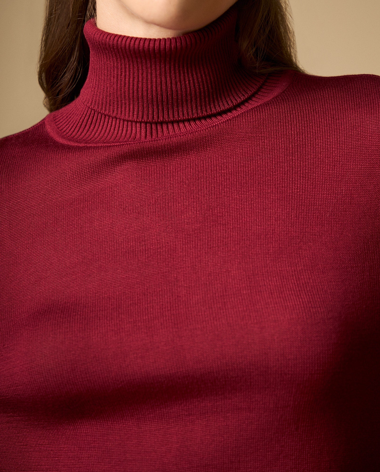 Camiseta cuello alto con detalle de botones en puños - Rojo 34_602H217_ROJ191934_3