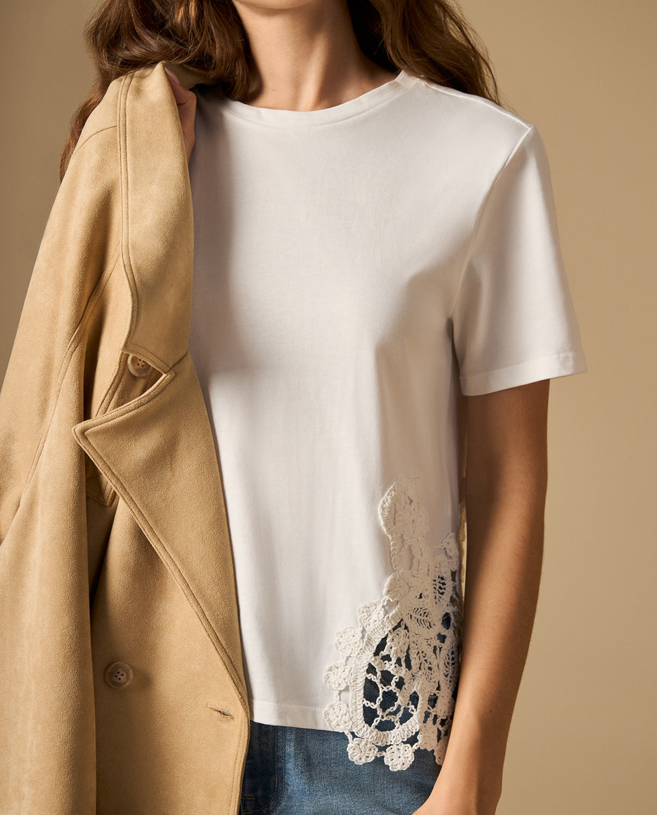 Camiseta cuello redondo con detalle de tejido floral - Blanco 34_602H223_BLA114202_5