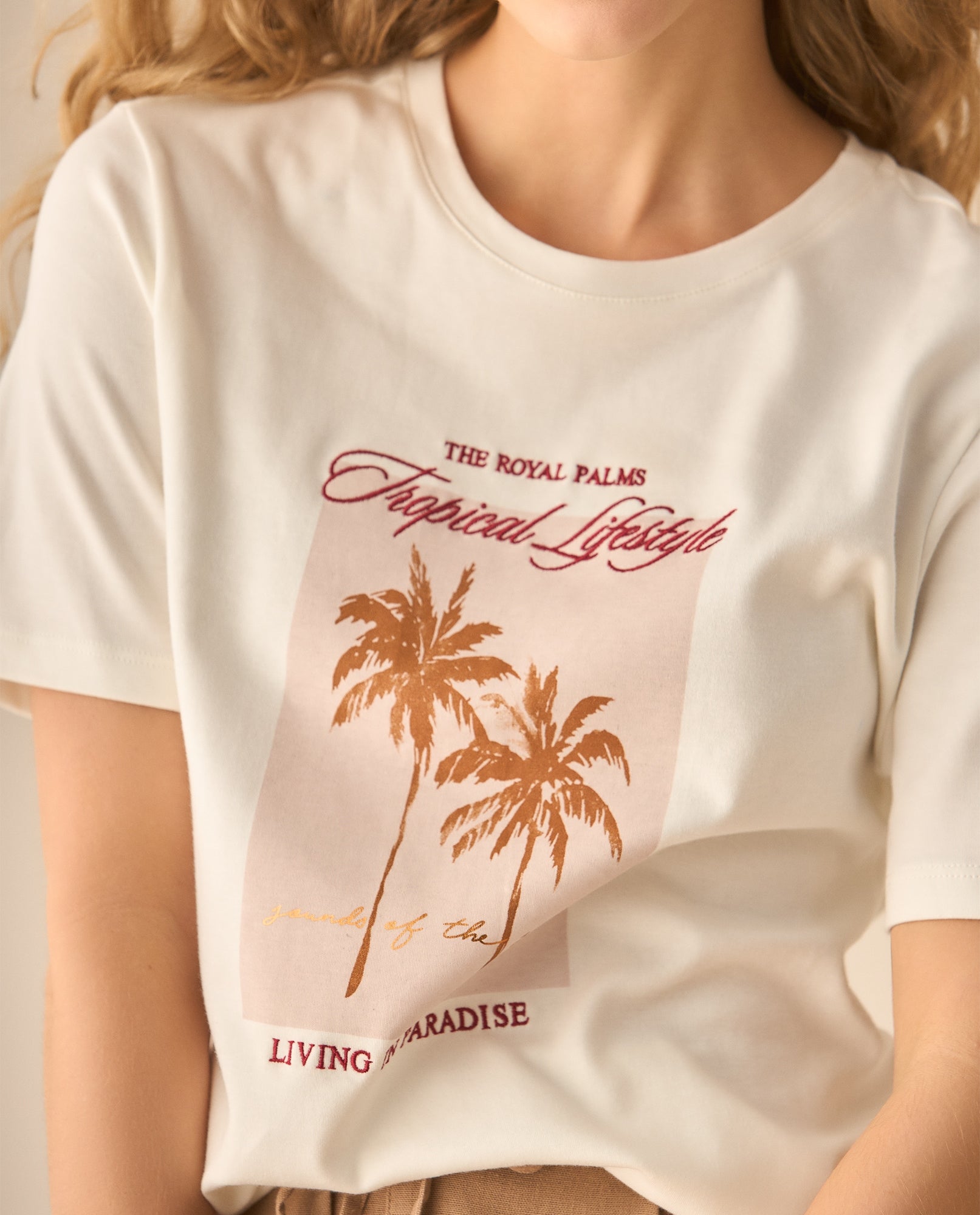 Camiseta basica con detalles bordados al frente para mujer - Blanco 34_603G010_BLA114202_4