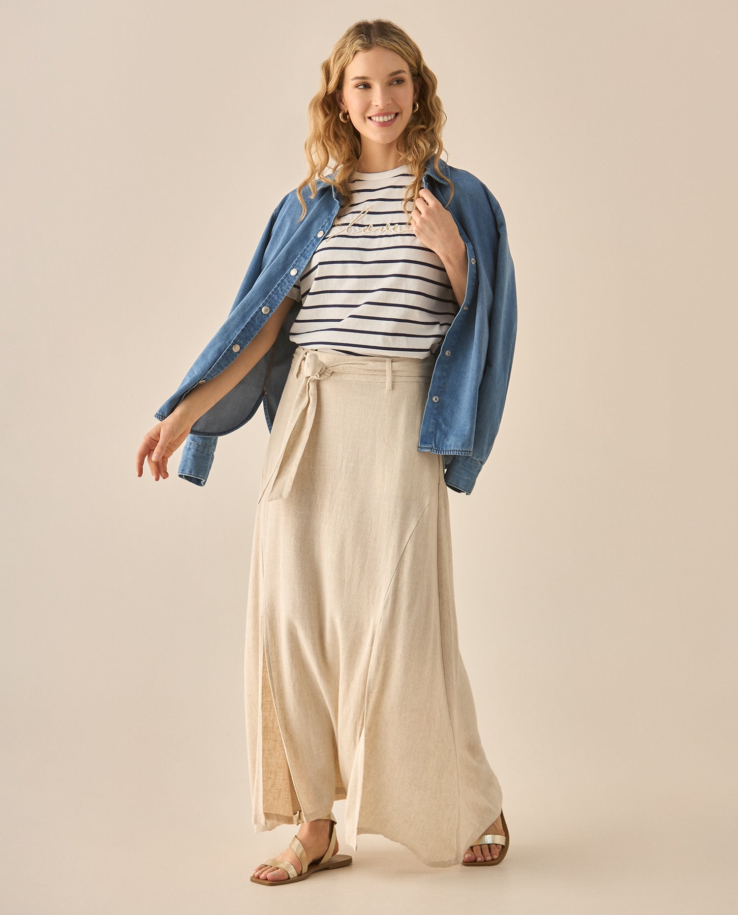 Camiseta a rayas con bordado para mujer  - Azul