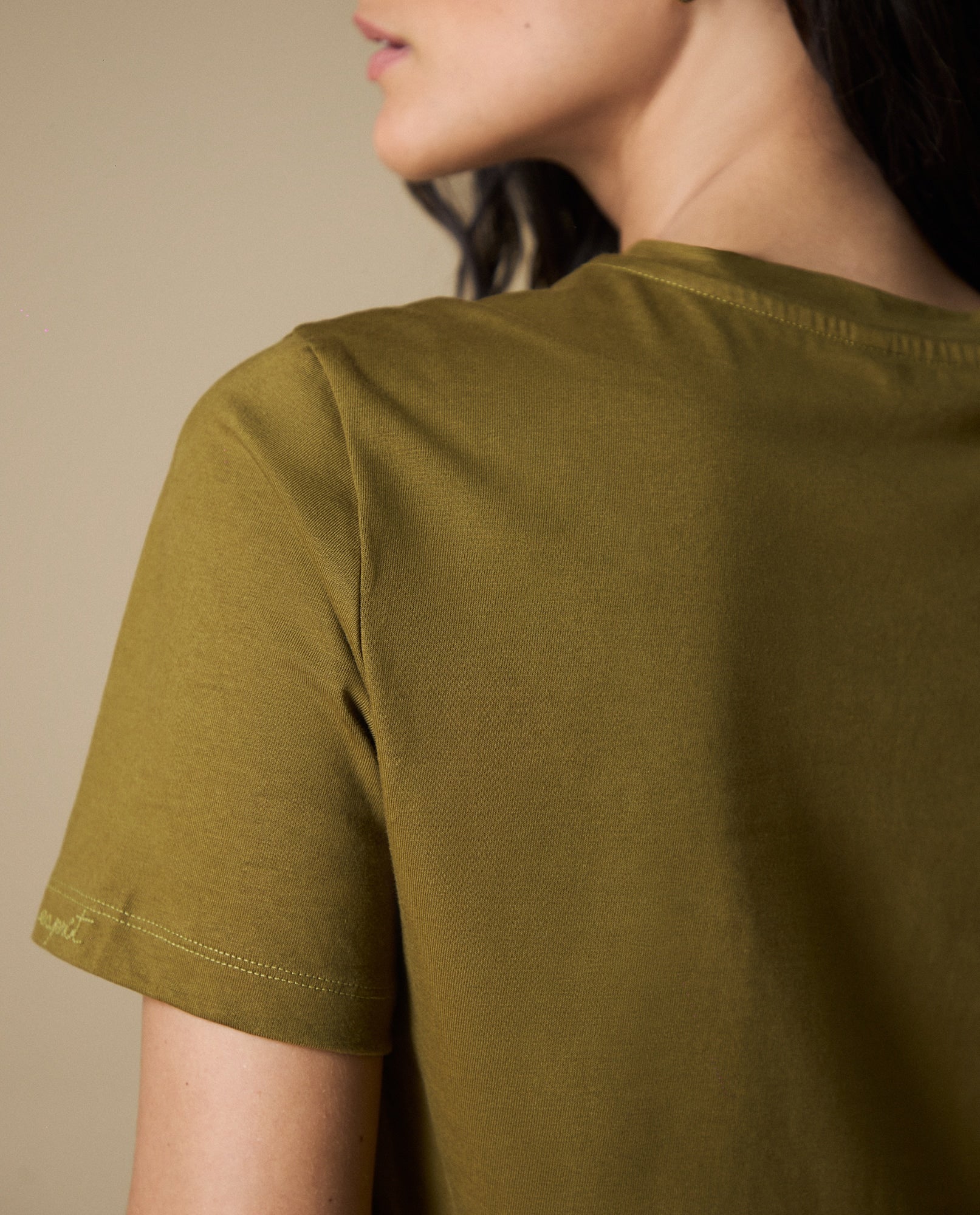 Camiseta Cuello Redondo Manga Larga - Verde 34_603H018_VER180629_5