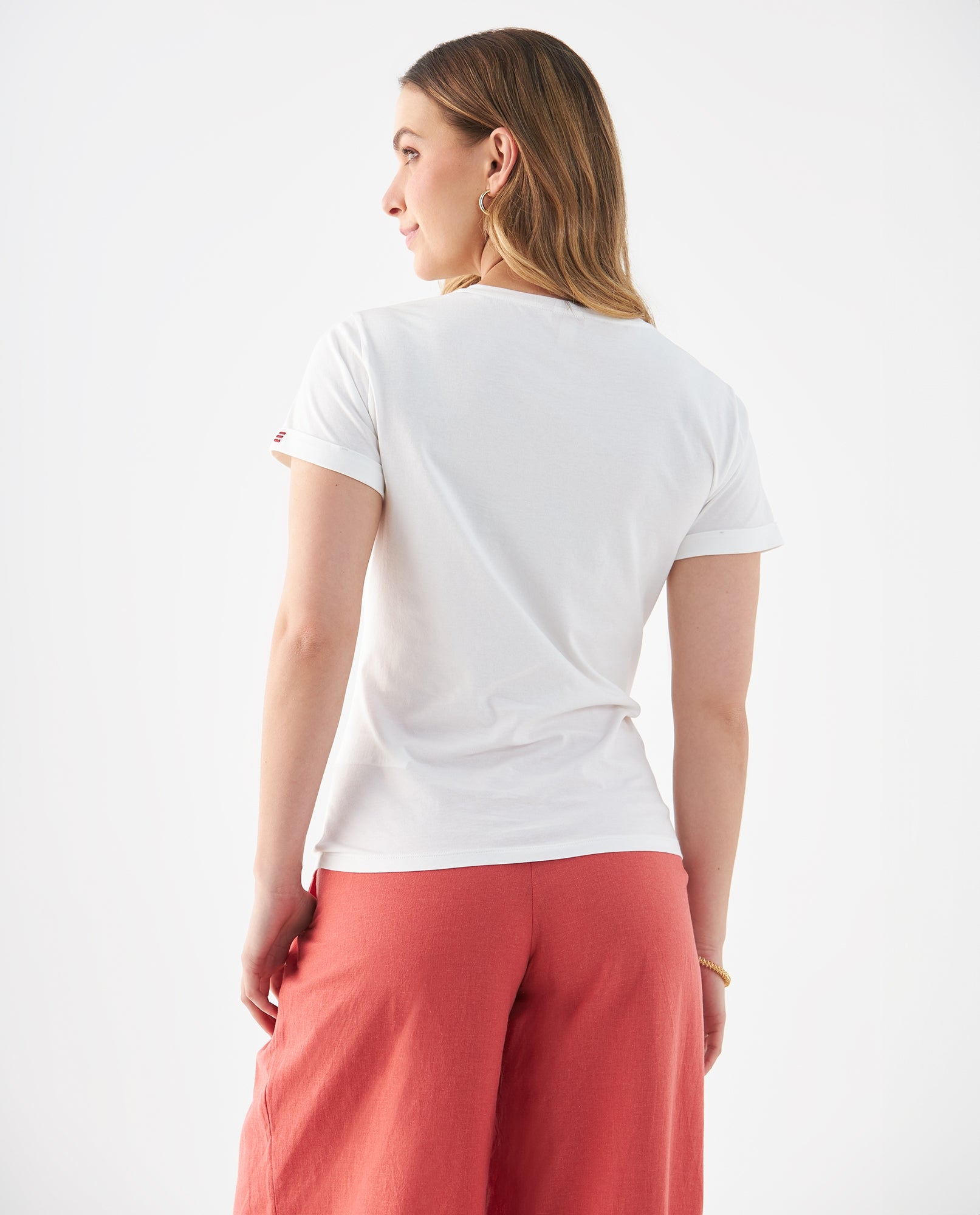 Camiseta con diseño bordado para mujer - Crudo 34_609F029_CRU110602_4