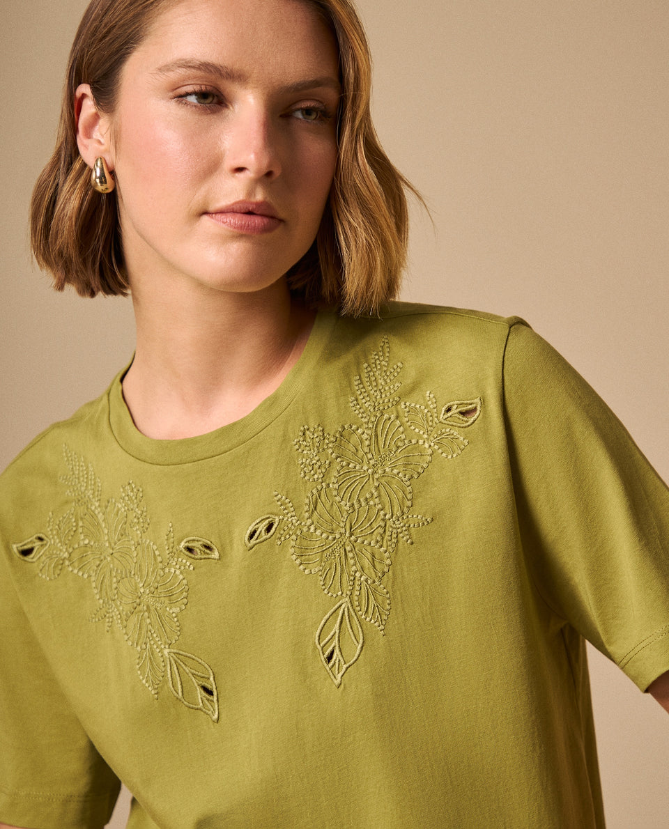 Camiseta con Bordados Florales Artesanales - Verde 34_609G015_VER170535_3