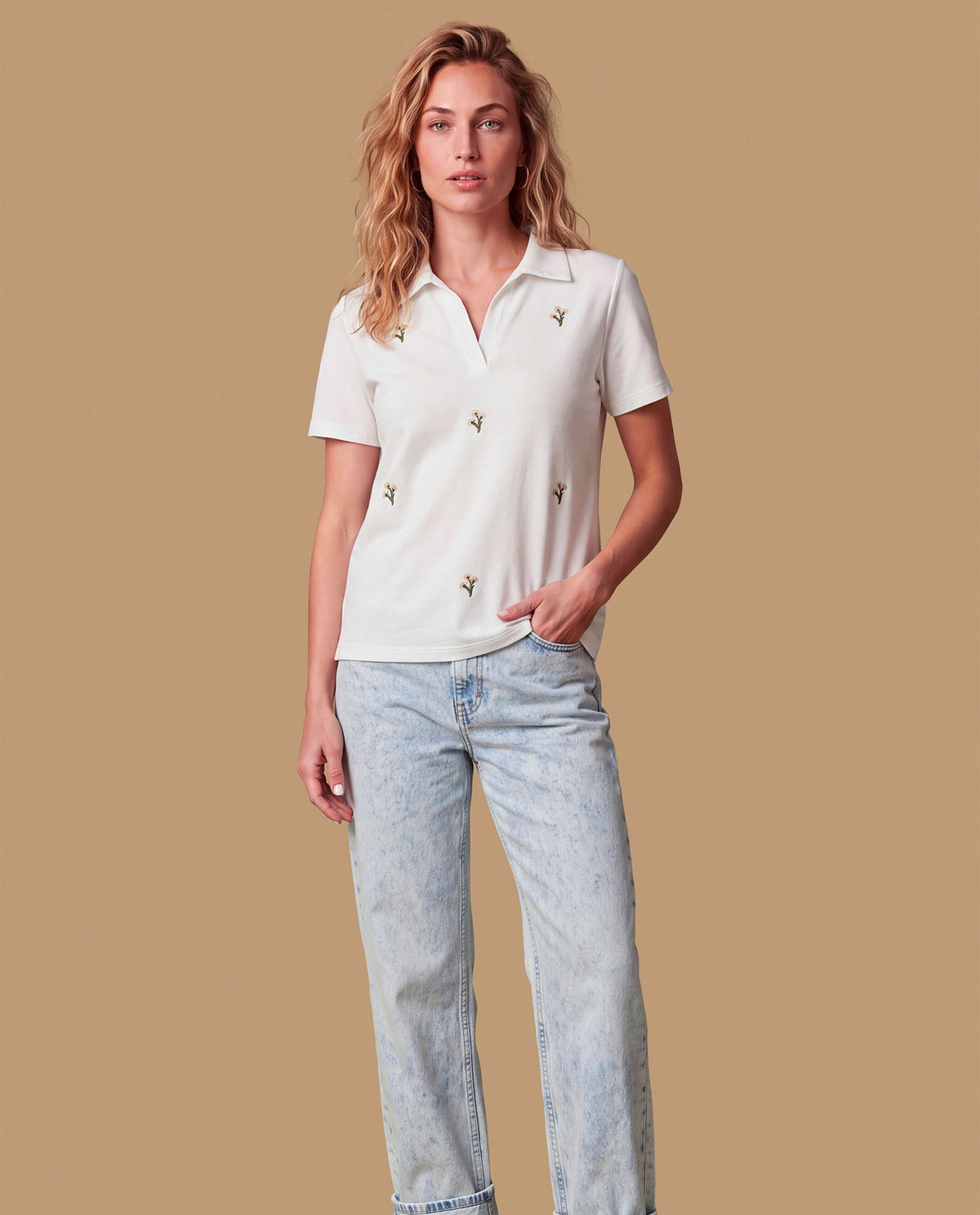 Camiseta polo bordados minimalistas - Blanco 34_609H193_BLA110601_3