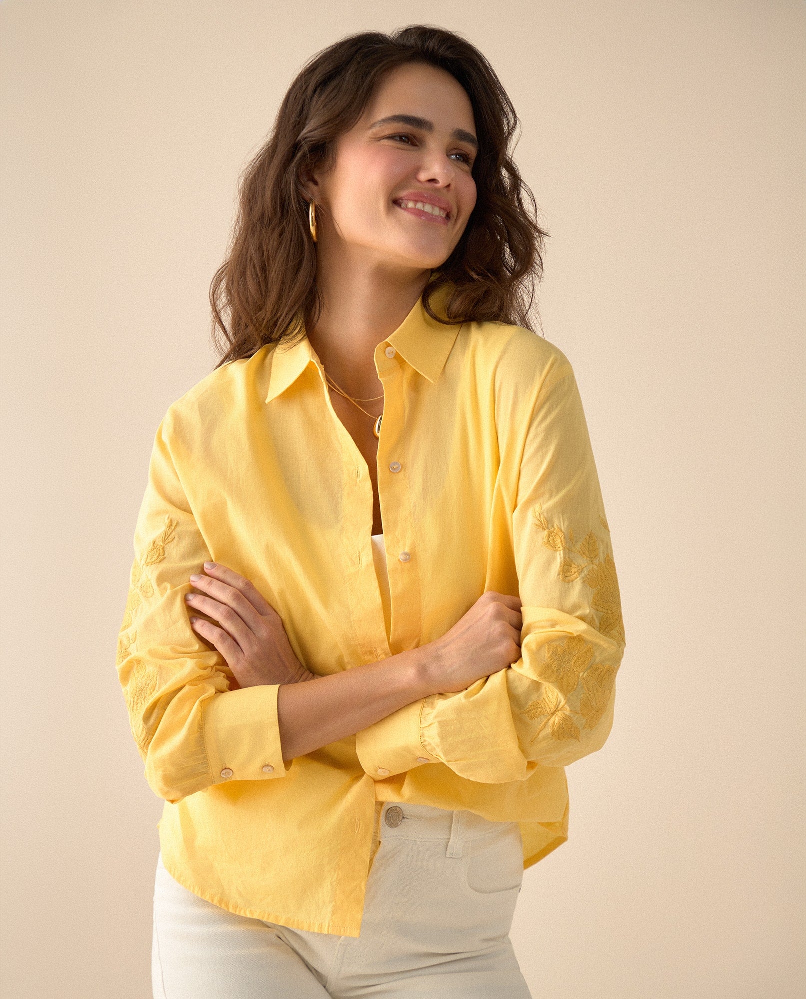 Camisa con bordado a tono para mujer - Amarillo 34_611G029_AMA130932_5