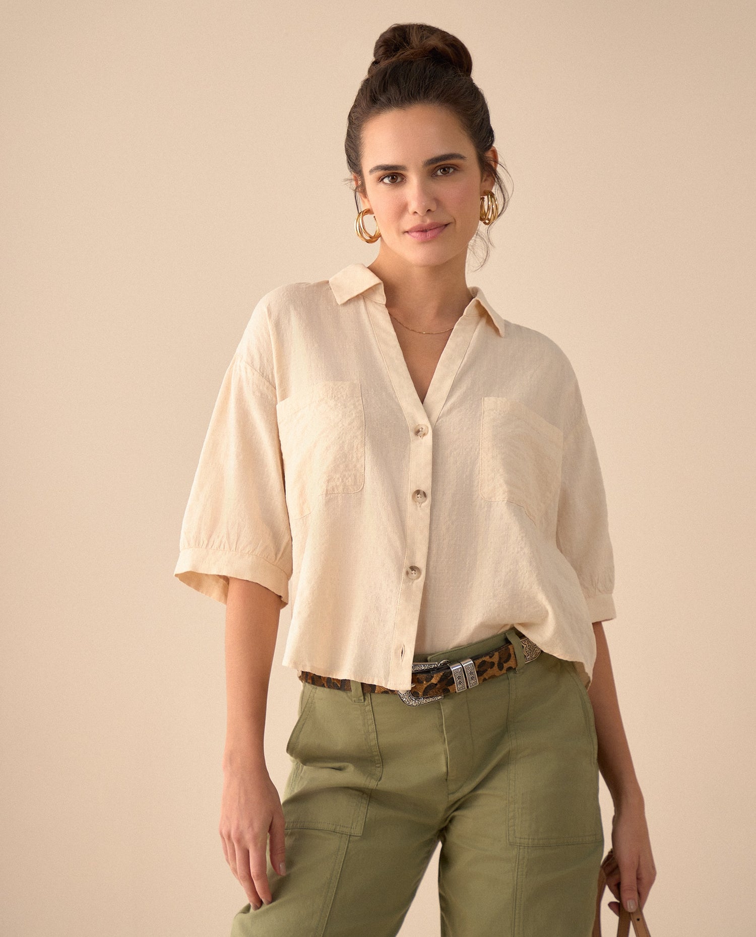 Camisa con mini escote en V para mujer - Amarillo
