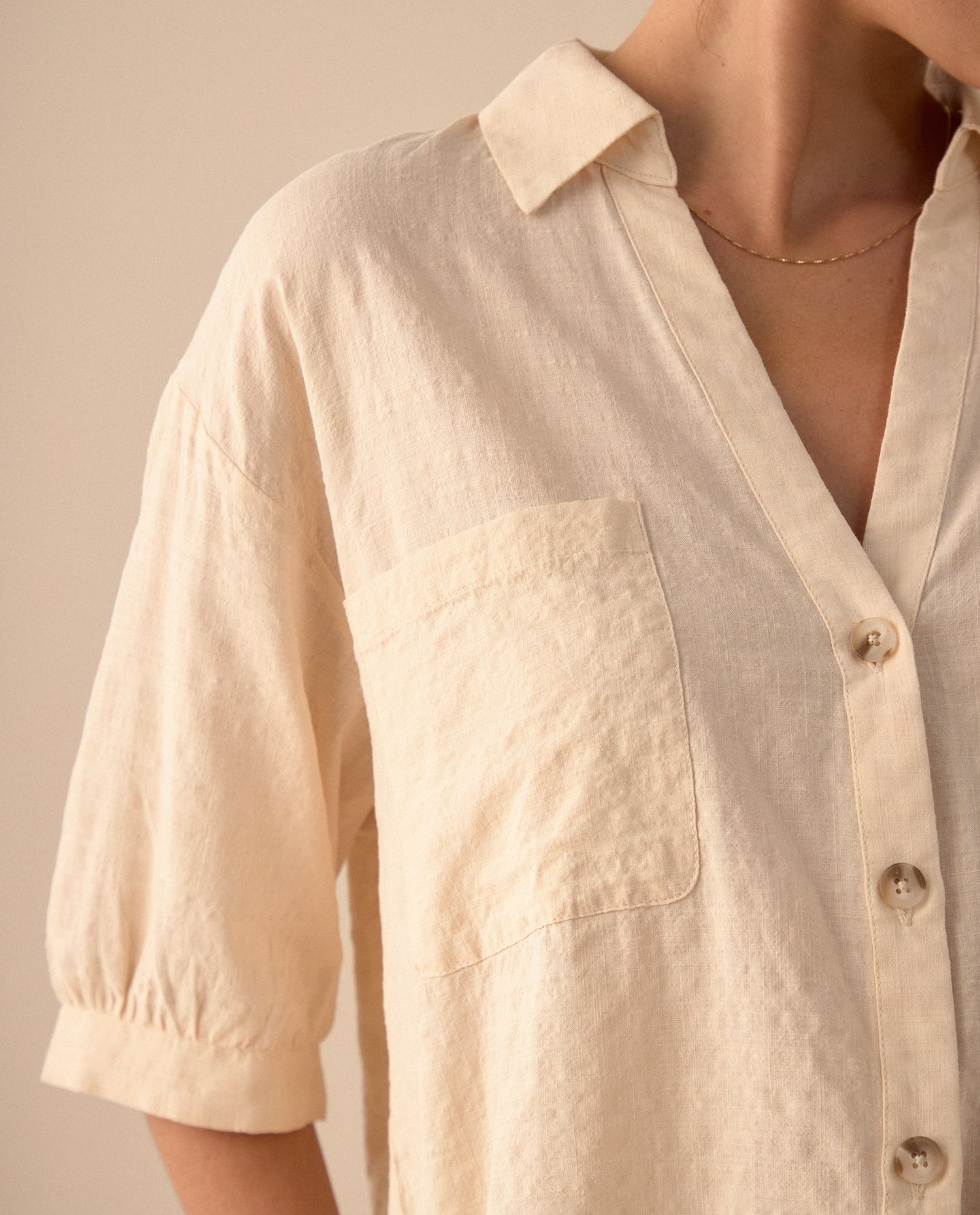 Camisa con mini escote en V para mujer - Amarillo