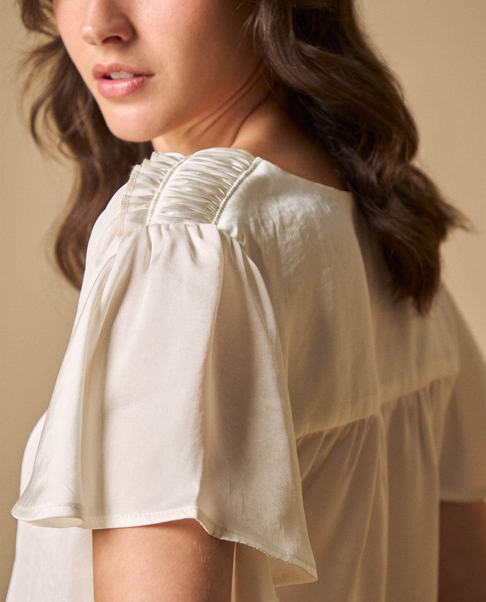 Camisa manga corta cuello en V con detalle fruncido - Blanco 34_611H003_BLA114202_3