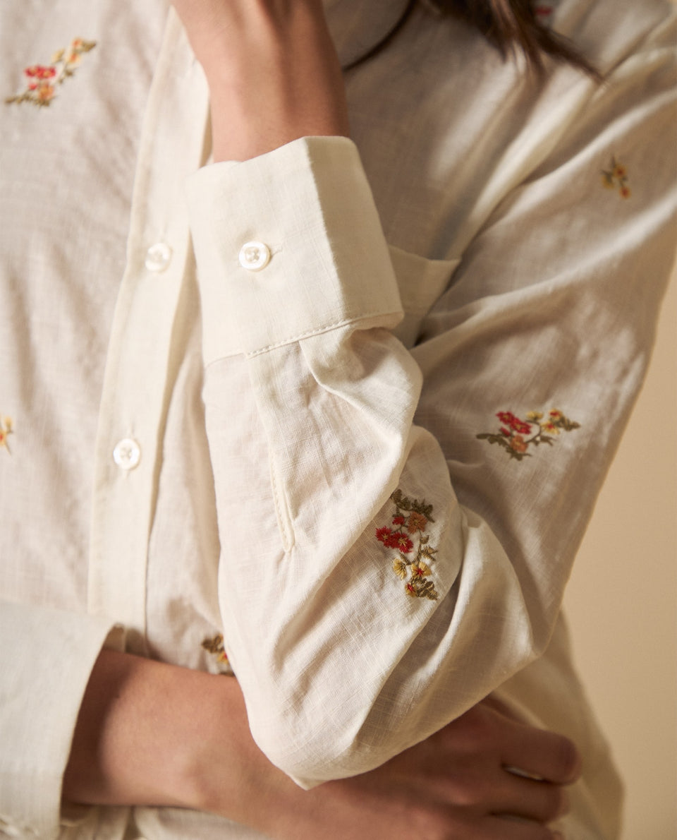 Camisa bordada manga larga cuello camisero - Blanco 34_611H048_BLA114202_3