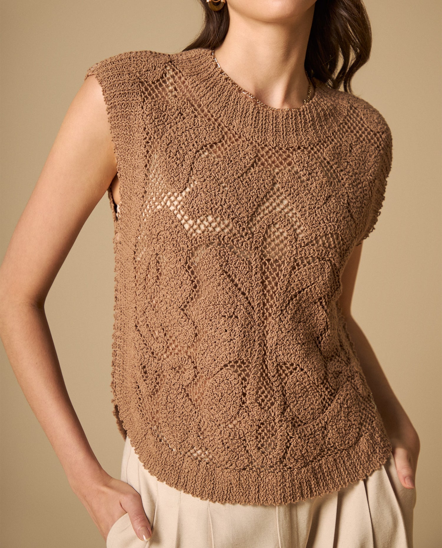Camisa de tejido con textura manga sisa cuello redondo - Café