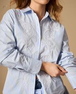 Camisa manga larga con bordado floral - Crudo
