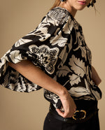 Camisa manga larga estampada cuello redondo - Negro