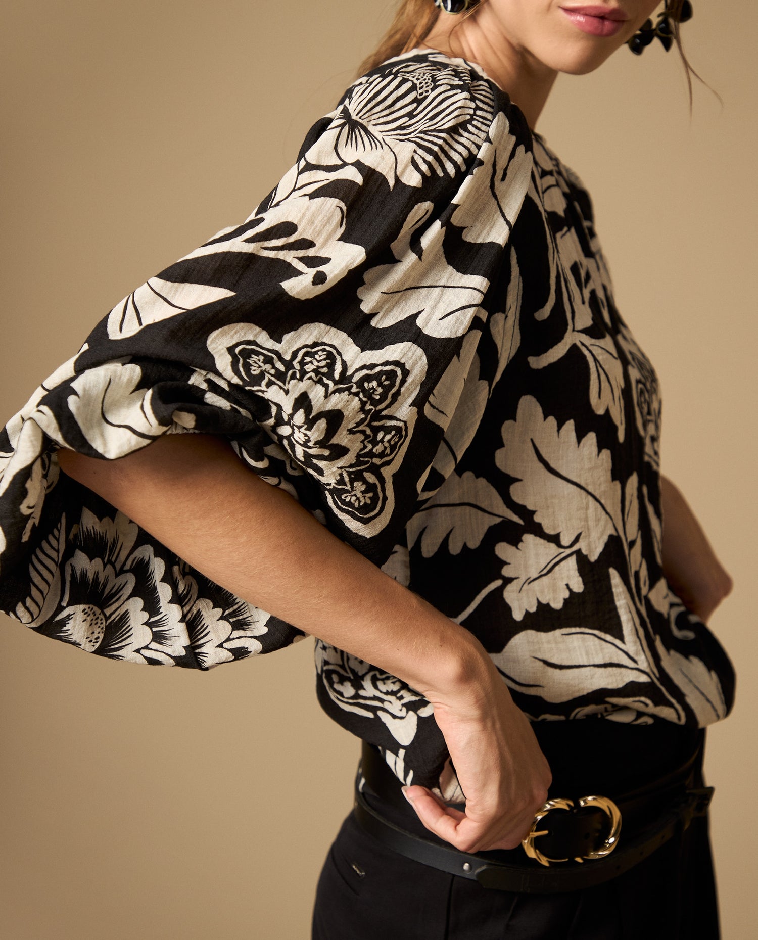 Camisa manga larga estampada cuello redondo - Negro