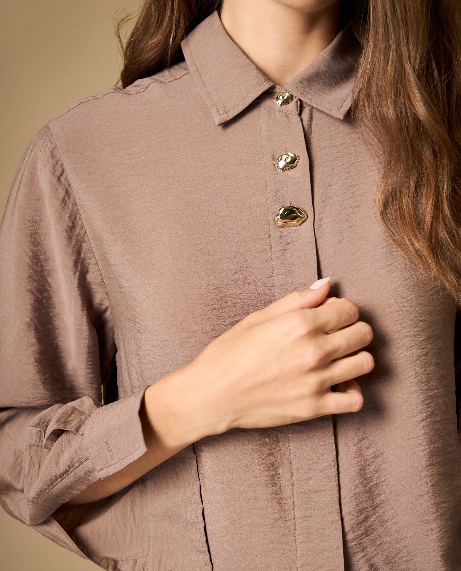 Camisa camisera manga larga con caída fluida - Café 34_612H037_CAF181312_0
