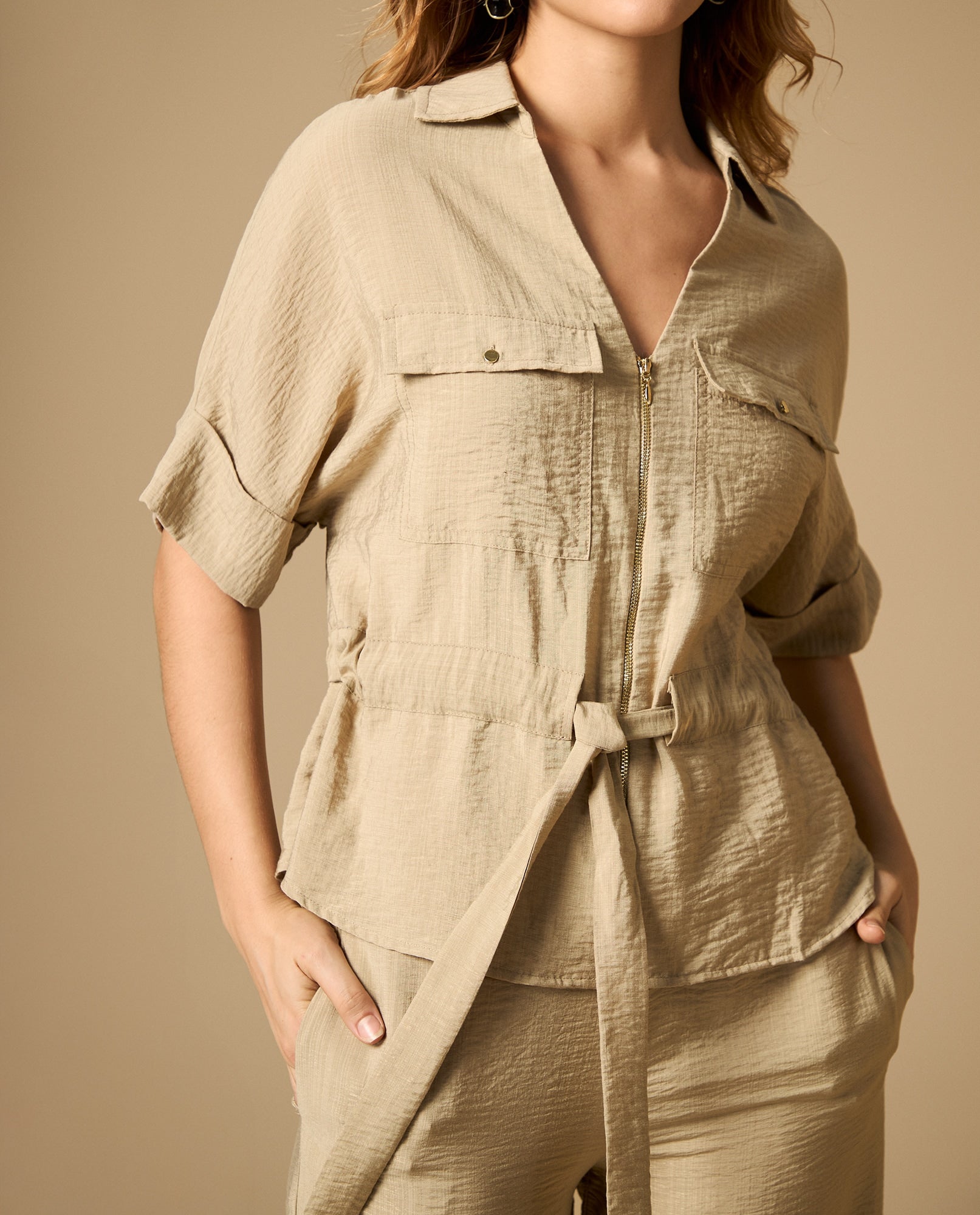 Camisa manga 3/4 con cuello camisero y cinturón - Beige 34_612H039_BEI161110_0