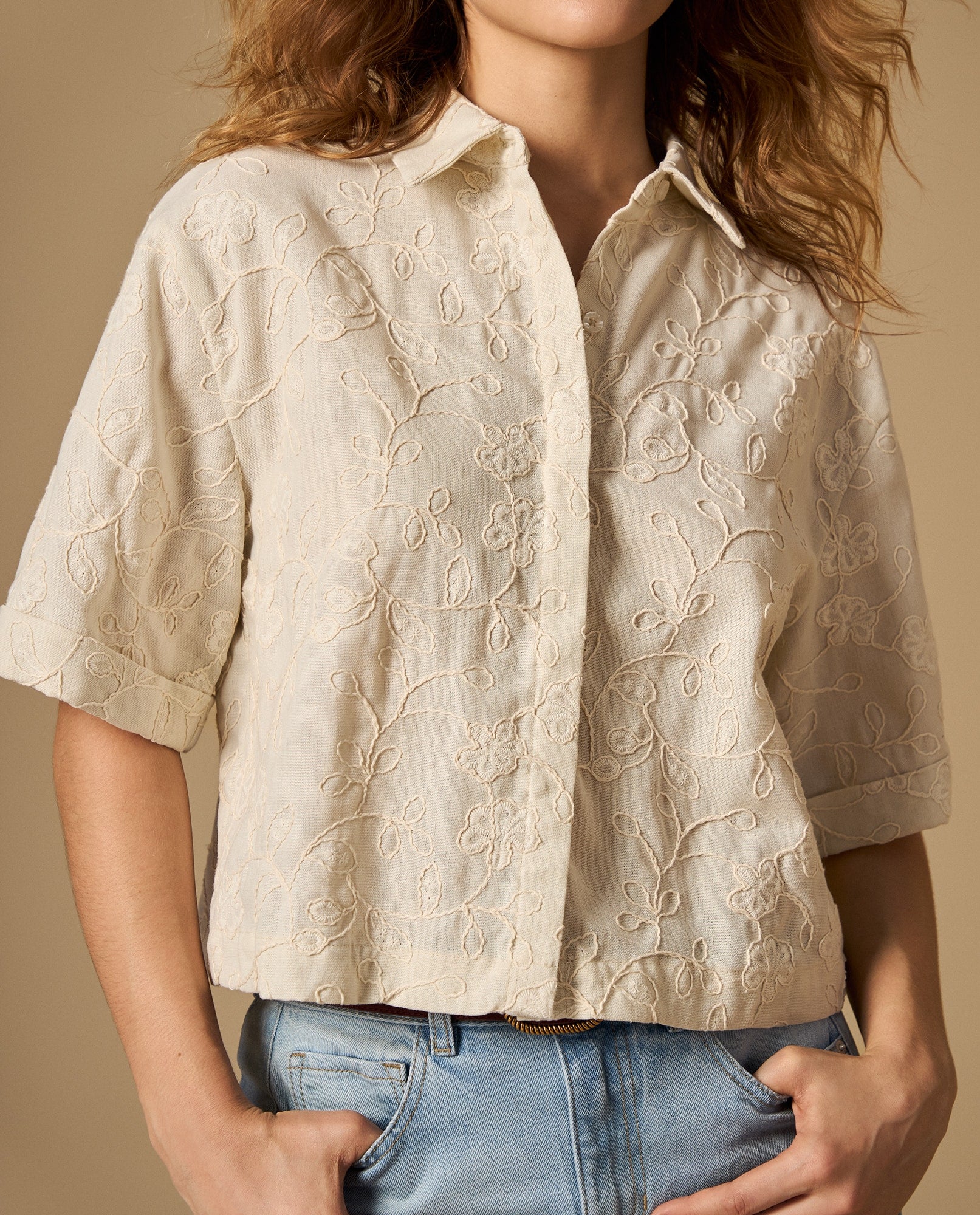 Camisa manga corta con diseño floral - Crudo 34_612H055_CRU110604_0
