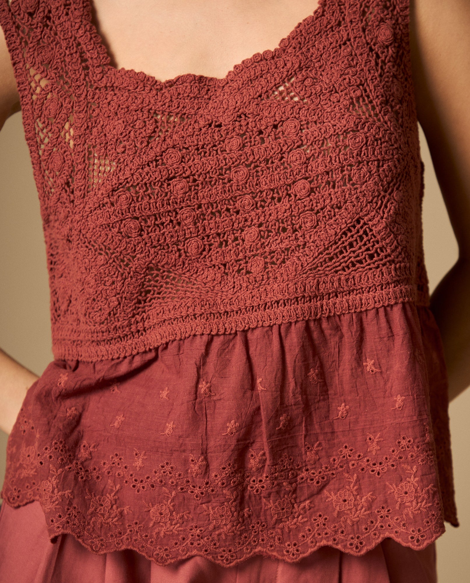 Camisa manga sisa con bordado en bajo - Rojo 34_612H224_ROJ181438_3