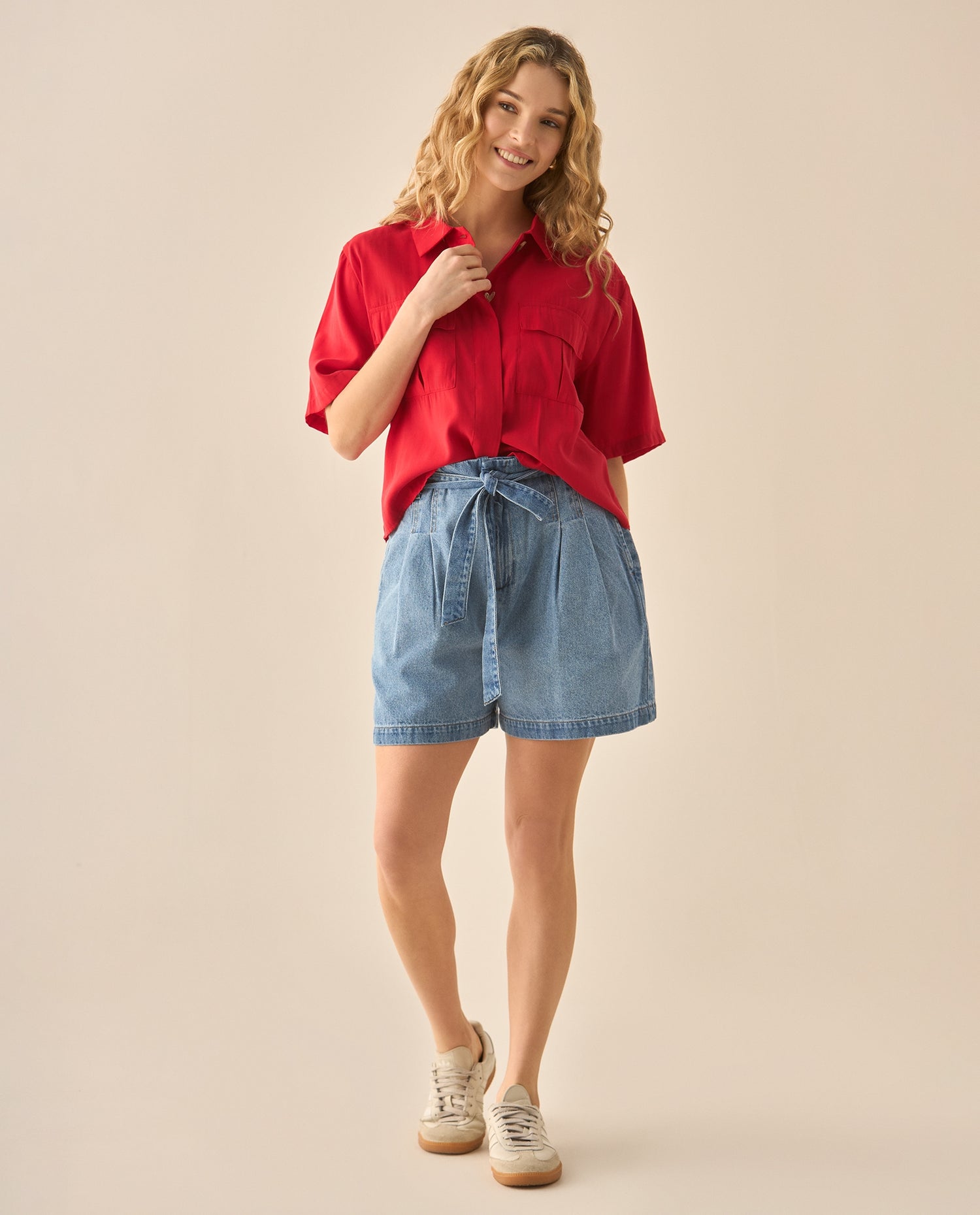 Camisa cuello clásico con bordado para mujer  - Rojo